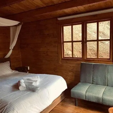 Bosco Paradiso مكان تخييم