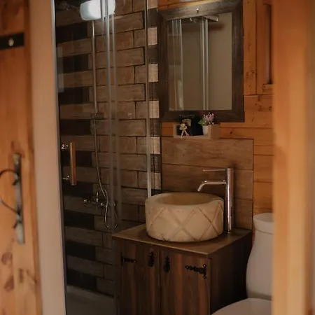 Bosco Paradiso مكان تخييم